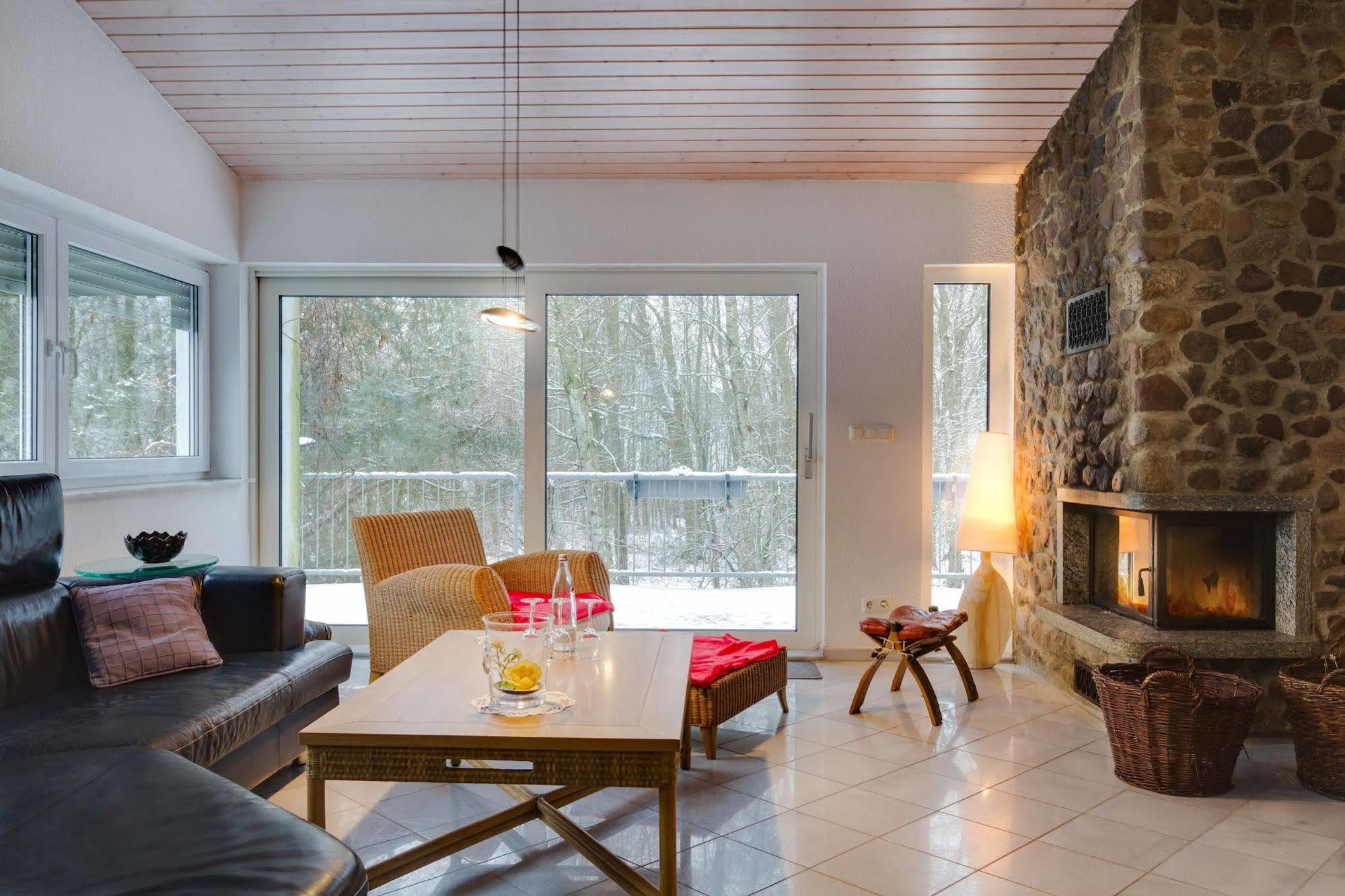 Seehotel Luisenhof Falkenhagen  Extérieur photo